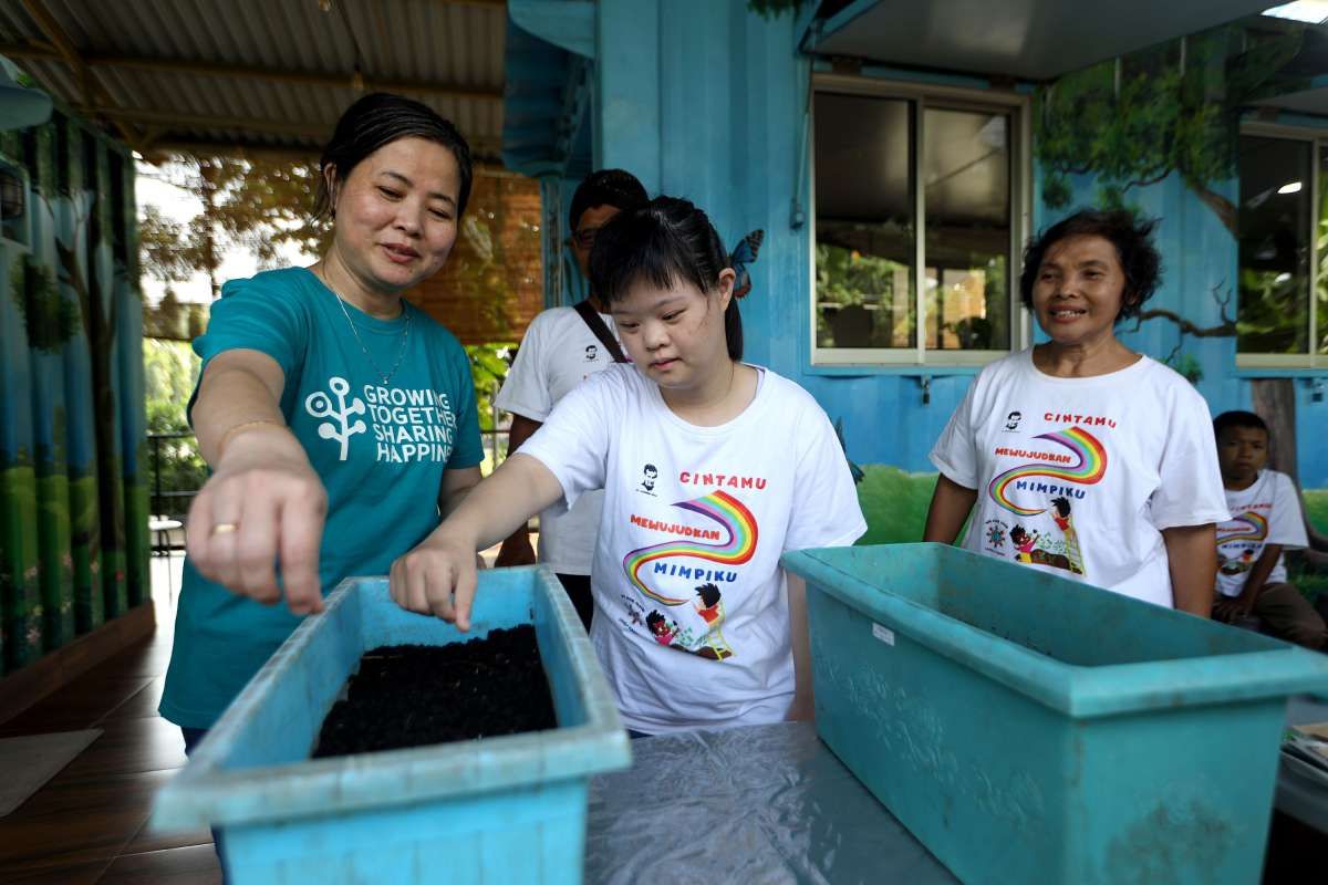 Hana Bank Dukung Pemberdayaan Komunitas Disabilitas Lovely Hands