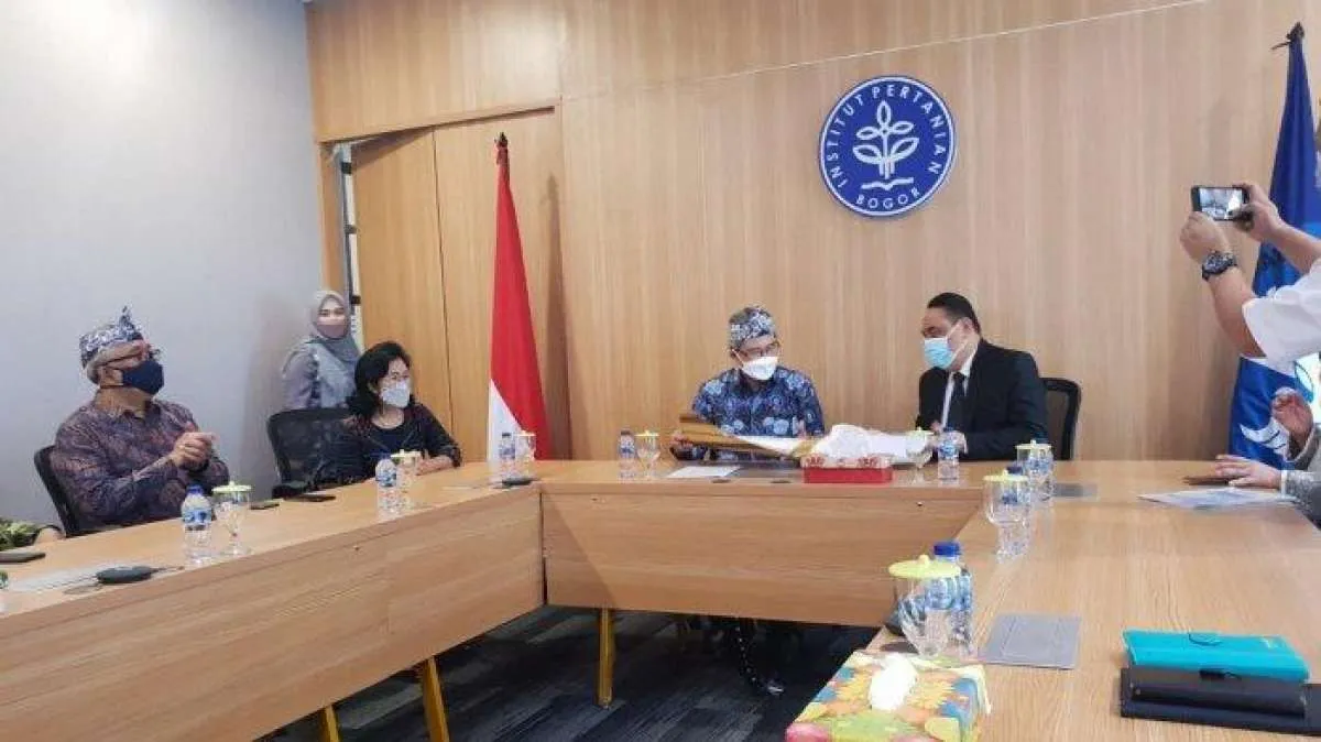 Forum MWA-PTNBH Langsungkan Serah Terima Kepengurusan dari Syafruddin ke Tridoyo