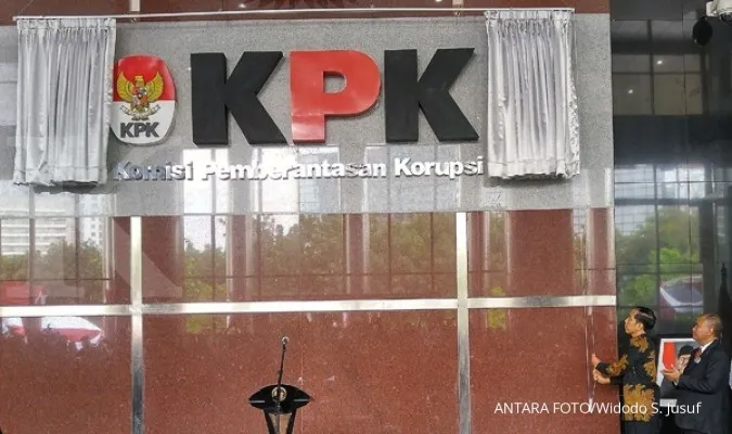 KPK slaps travel ban on Golkar politician