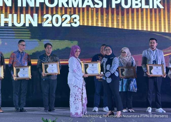 PTPN III Raih Penghargaan Keterbukaan Informasi Publik dari Komisi Informasi Pusat