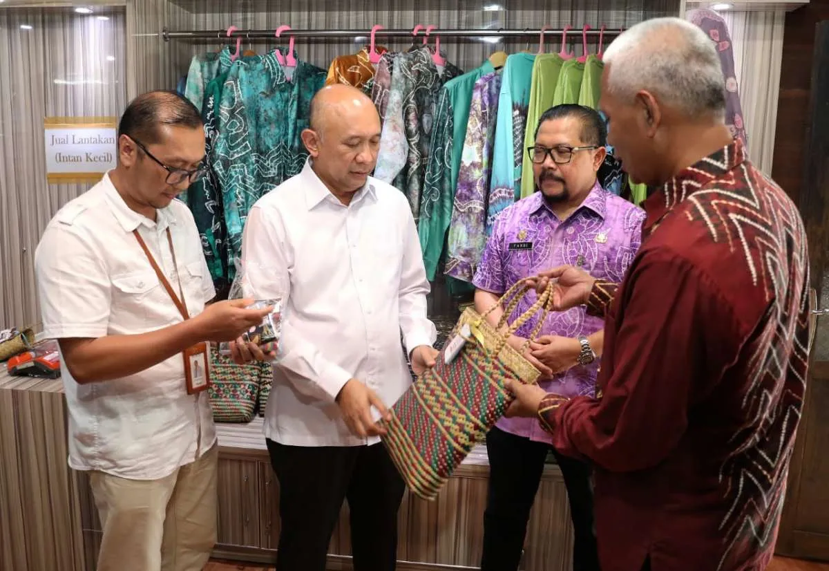 Potret usaha mikro naik kelas, Sasirangan Bordir diharapkan ada pengembangan produk