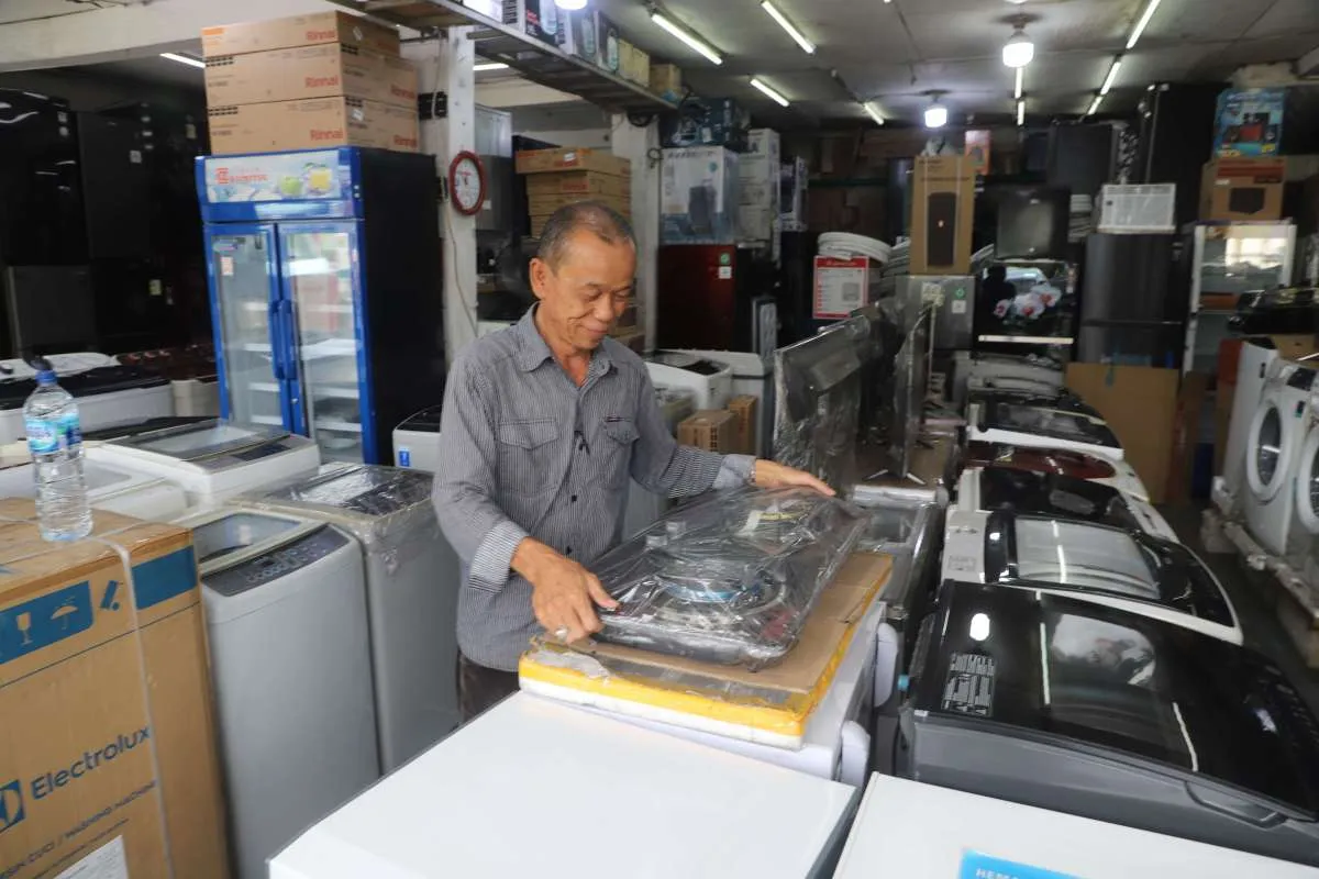 Ada Relaksasi Aturan Impor, Produsen Elektronik Dalam Negeri Kian Tertekan