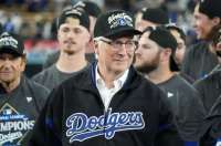 Intip Kekayaan Mark Walter, Sang Pemilik Baru LA Lakers