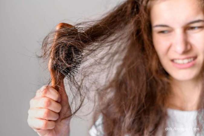 Cara mengatasi rambut mengembang