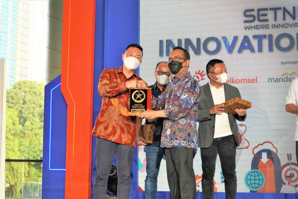 Huawei Raih Penghargaan Kemensetneg atas Dukungan dalam Program Inovasi SETNEG X