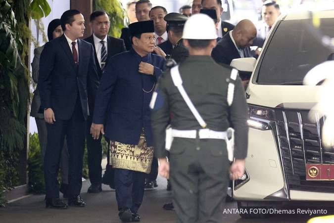 Pelantikan Presiden: Prabowo Menggunakan Pakaian Adat Betawi