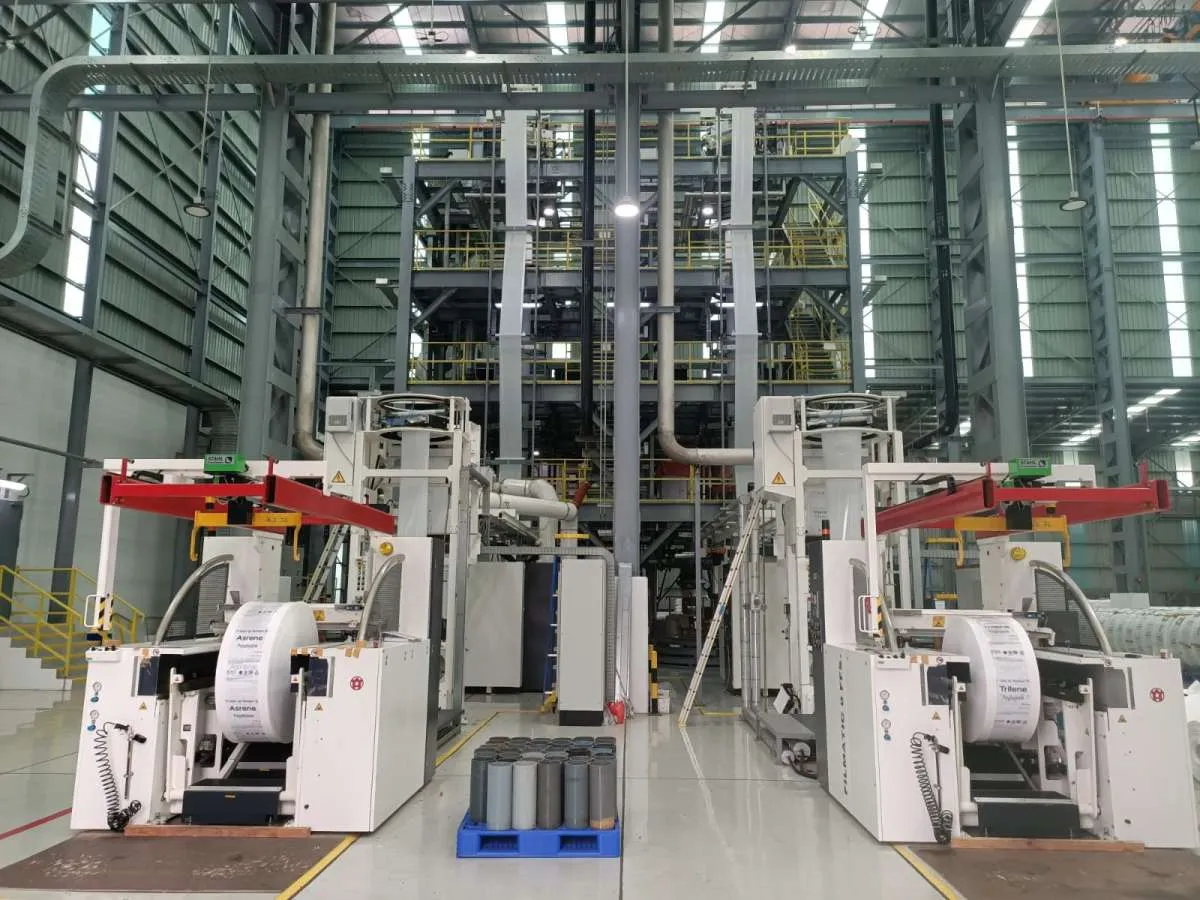 Chandra Asri Group Operasikan Pabrik Bag Film Roll untuk Produksi Kemasan Heavy Duty