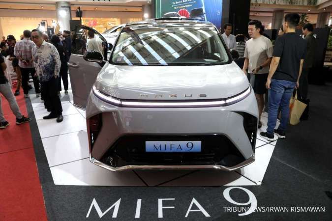 MAXUS Gandeng Grab Hadirkan Armada Premium EV MIFA 9 untuk Layanan GrabExecutive