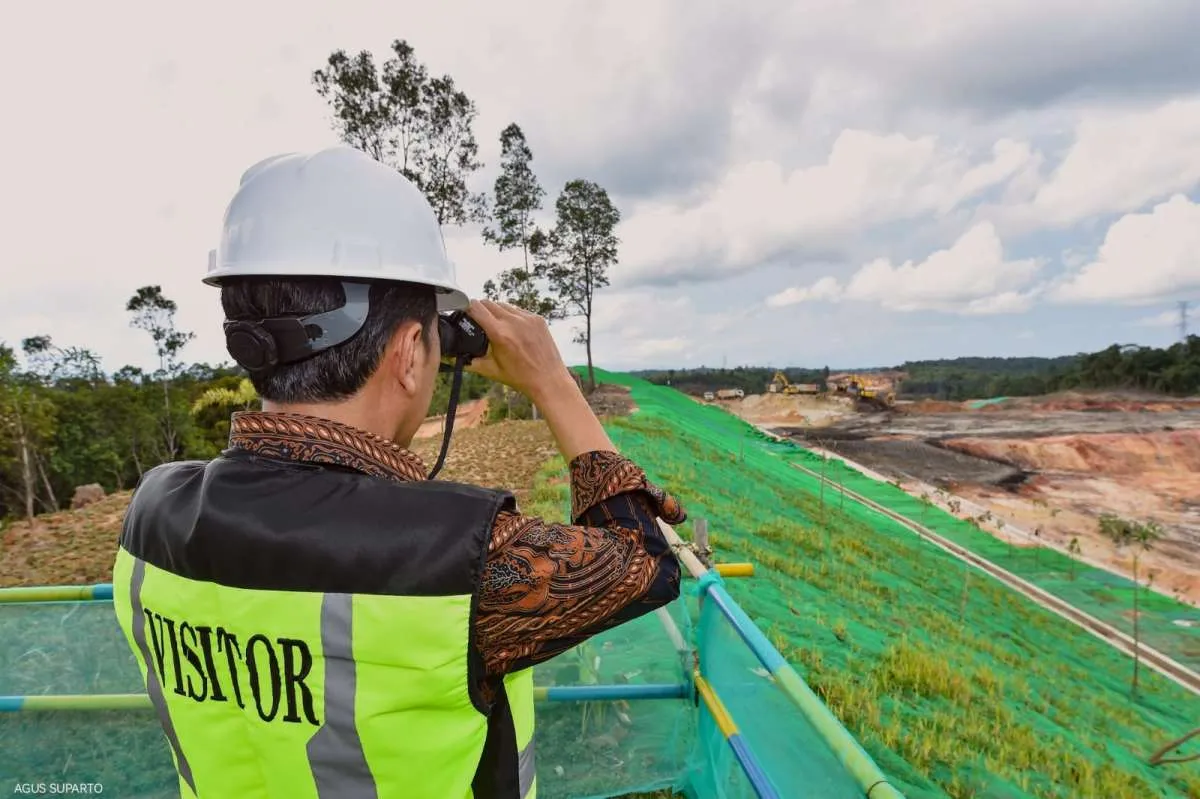 Jokowi Optimistis Jalan Tol IKN Selesai Dibangun di Akhir 2024
