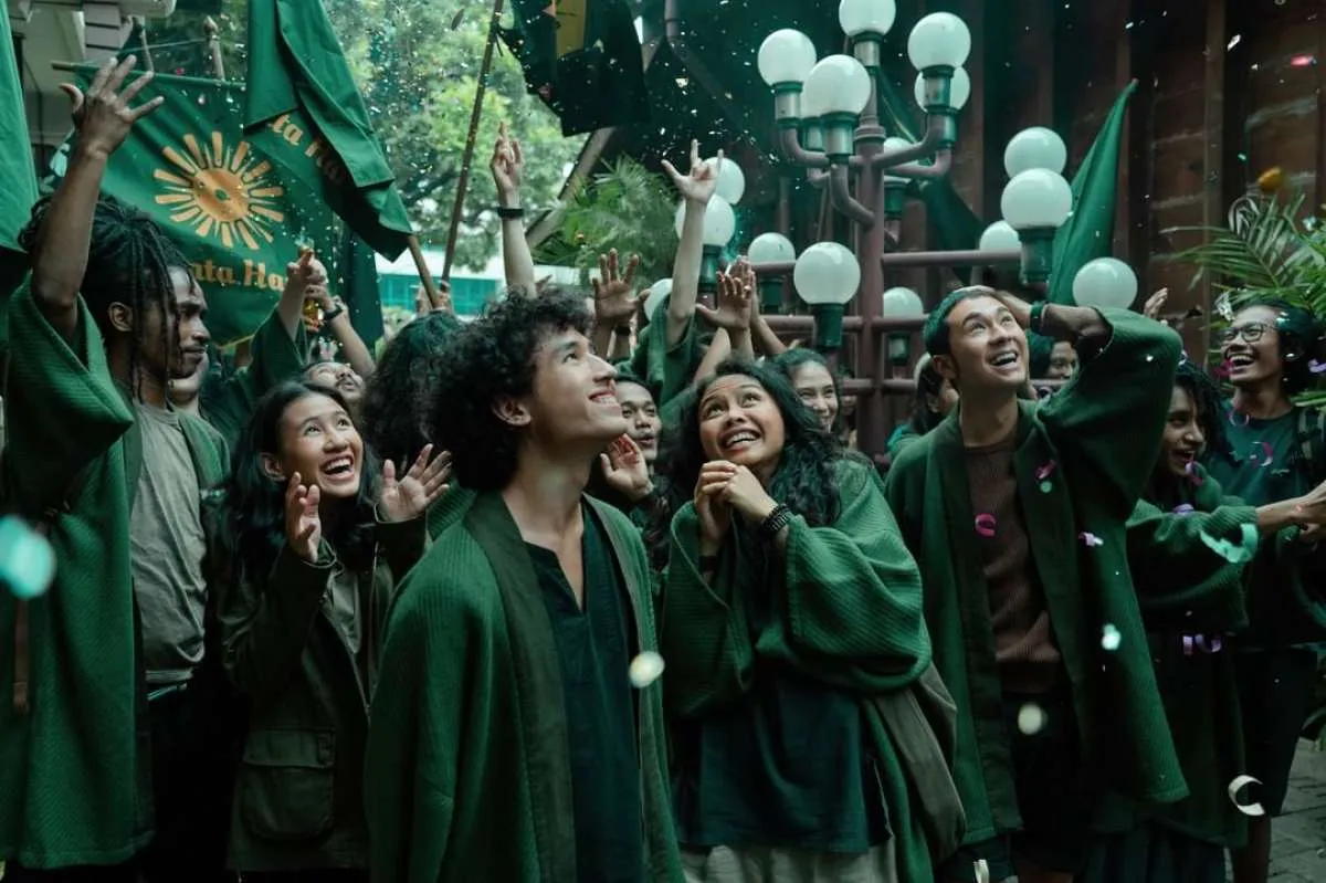 Penyalin Cahaya Segera di Netflix, Nama 1 Kru Dihapus karena Kasus Pelecehan Seksual