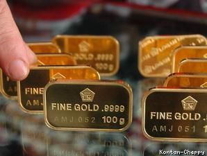 Bertengger di Atas US$ 800, Emas Asia Relatif Stabil