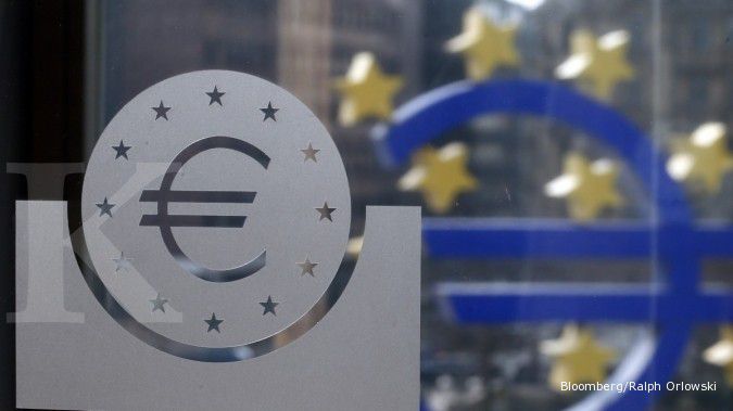 November, inflasi zona euro melambat jadi 0,3%