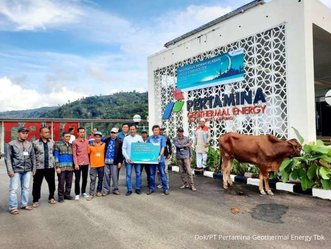 PT Pertamina Geothermal Energi Tbk Bagikan Hewan Kurban ke Masyarakat Area Operasi