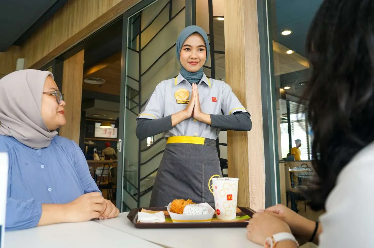 Semangat Kartini di McD Indonesia: Kisah Hana Merlian, Teman Tuli yang Menginspirasi