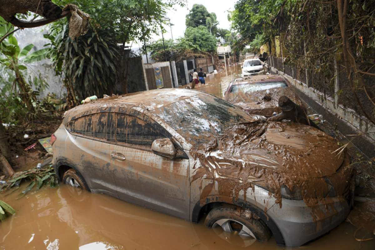 AAUI Berharap Asuransi Segera Tangani Klaim Banjir