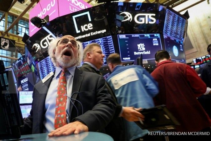 Wall Street berupaya kembali ke zona positif sebelum tutup tahun