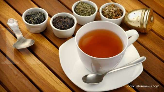 Suka minum teh? Ini 9 efek samping teh untuk kesehatan bila dikonsumsi berlebihan