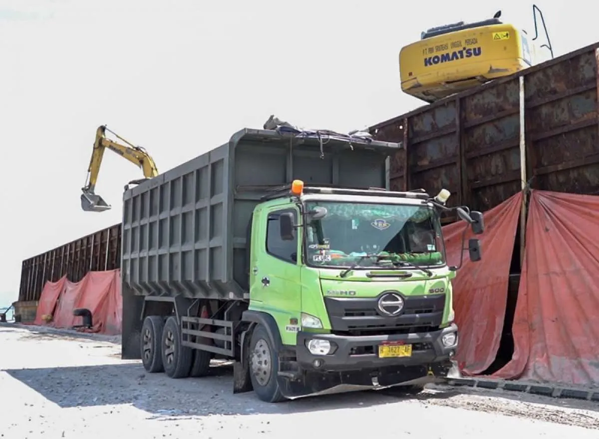 Sepanjang Semester I, Pendapatan Utama Radar Cahaya (RCCC) Naik 46,2%