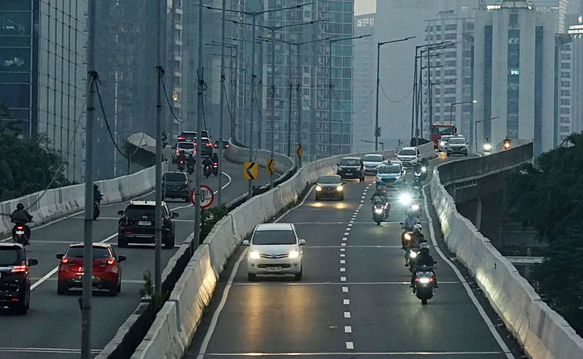 Apakah Ganjil Genap Jakarta Petang-Malam Hari Ini Berlaku? Cek Lagi Aturannya