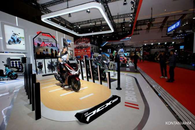 AHM Raih Penjualan 1.125 Unit Motor di GIIAS 2025, Honda PCX160 Roadsync Paling Laris