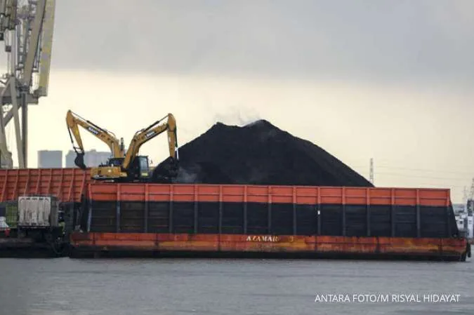 POLL-Indonesia Coal Export Ban Nearly Wipes Out Jan Trade Surplus