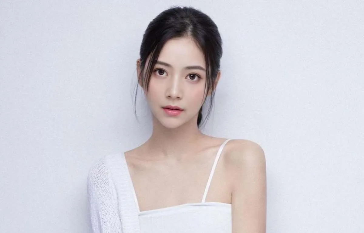 Laras Kuroda: Virtual Influencer Merevolusi Endorsement Merek
