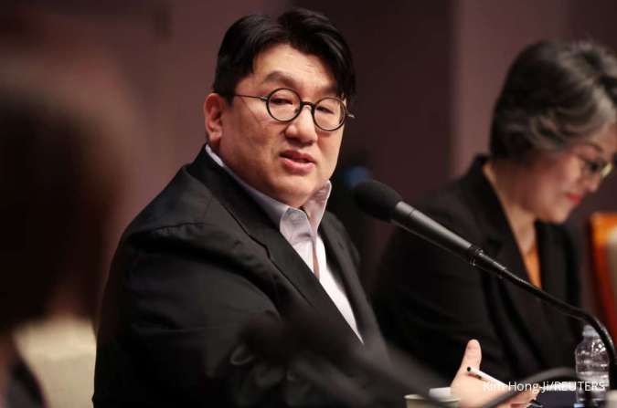 Kantor Agensi HYBE Digerebek Polisi, Bang Si-hyuk Dituding Menipu Investor