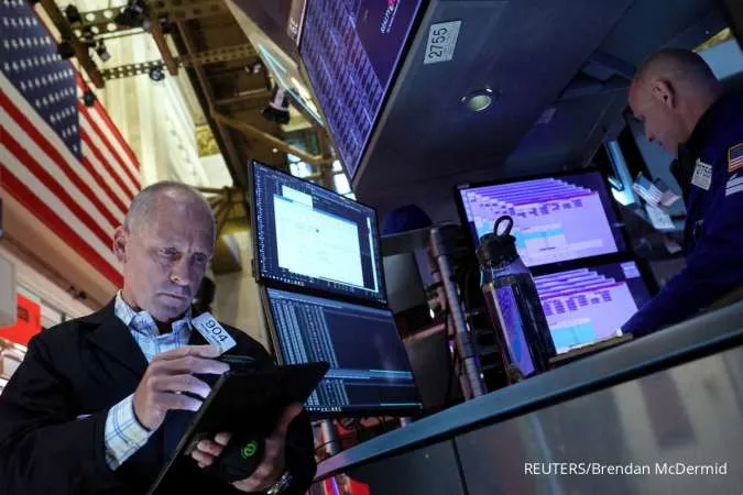 Wall Street Drifts Higher with Focus on Jackson Hole Meet