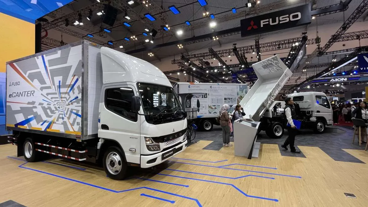 Langkah Strategis Toyota-Daimler, Fuso-Hino Siap Hadir Sebagai Entitas Baru pada 2026
