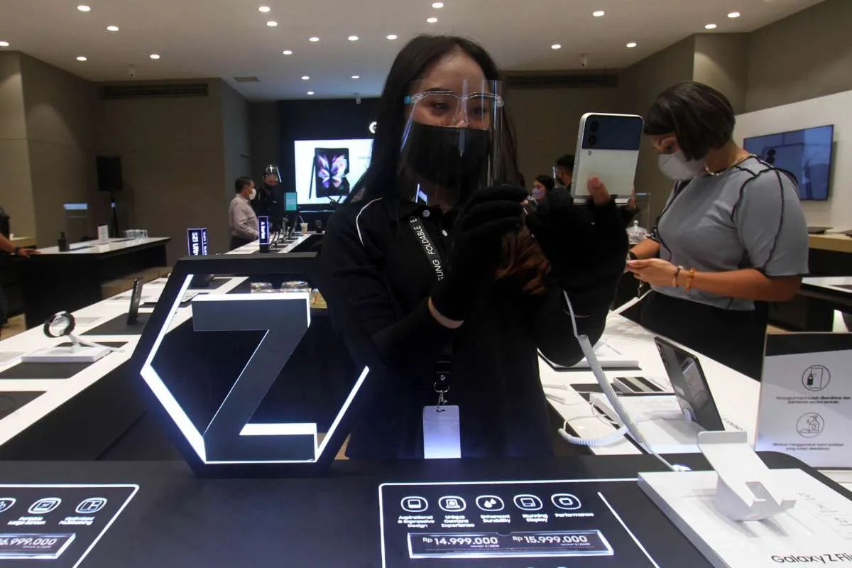 Samsung Z Flip 4 Harga Agustus 2025 Bawa Layar Super AMOLED Lipat! Layak Dicoba