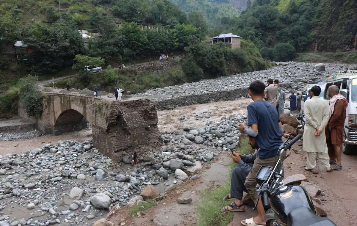 Banjir Dahsyat Tewaskan Lebih dari 300 Orang di Pakistan