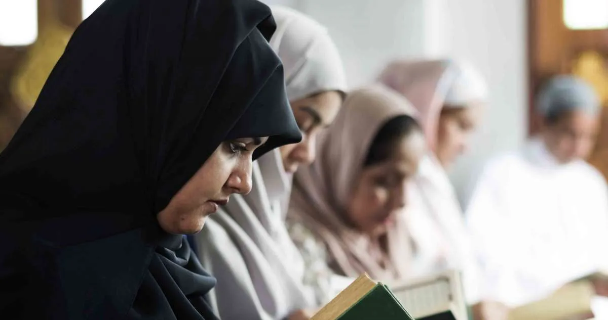 Ingin Menyekolahkan Anak ke Pesantren? Ini Tips Memilih Pesantren yang Baik Buat Anak