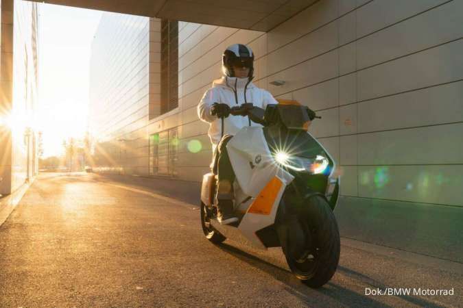 BMW Motorrad siap rilis skuter listrik, punya desain futuristik