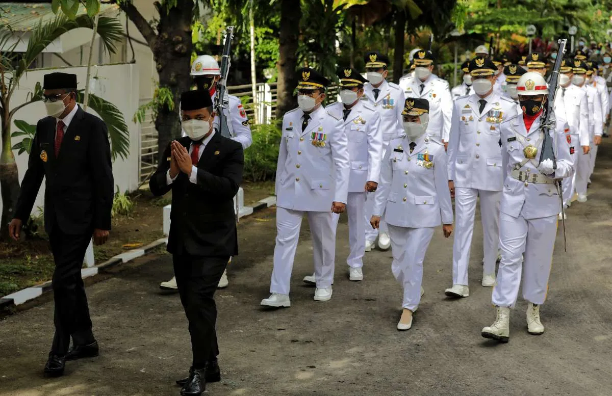 Politisi PDI perjuangan ini desak bupati dan walikota usulkan kenaikan gaji