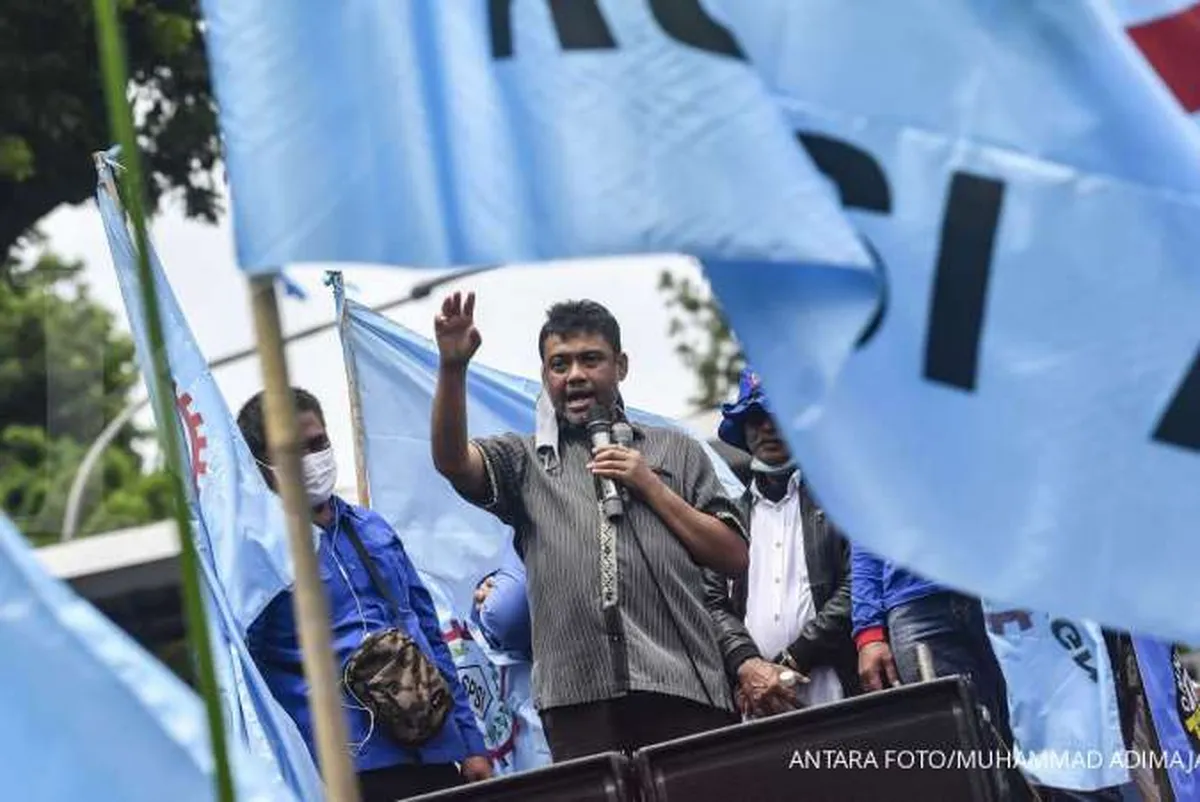 Serikat pekerja menolak RPP Ketenagakerjaan