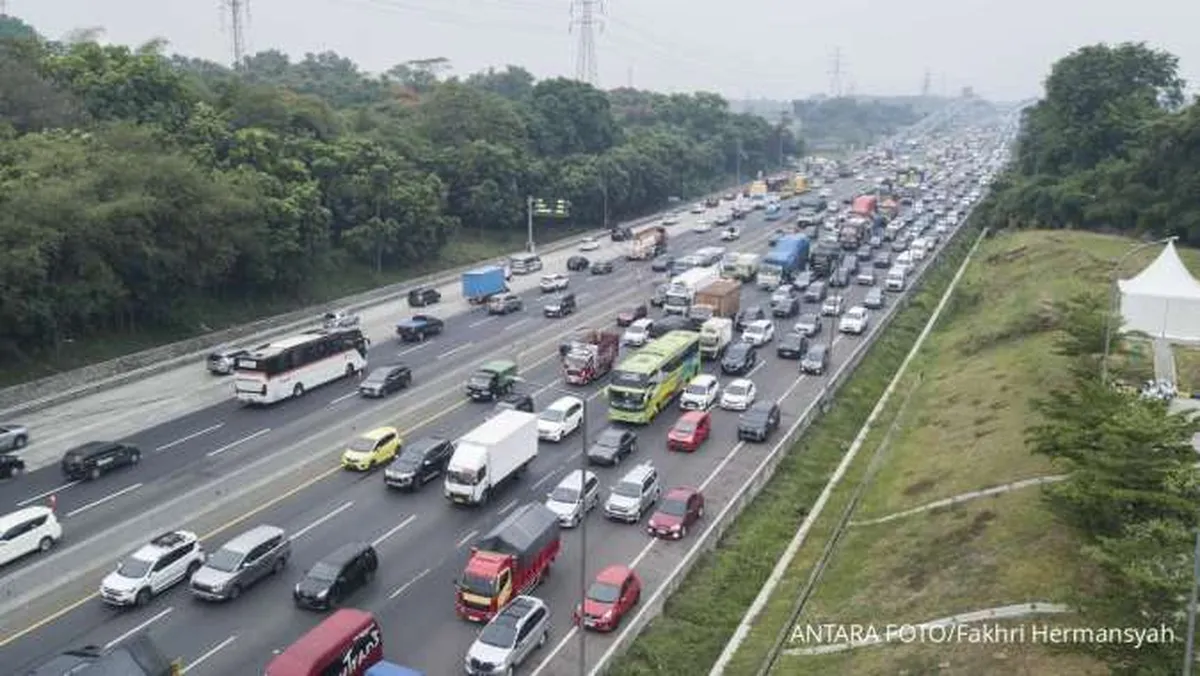 Puncak Arus Balik Natal Diramal Terjadi Hari Ini, One Way Berlaku Mulai Jam 14.00 WIB
