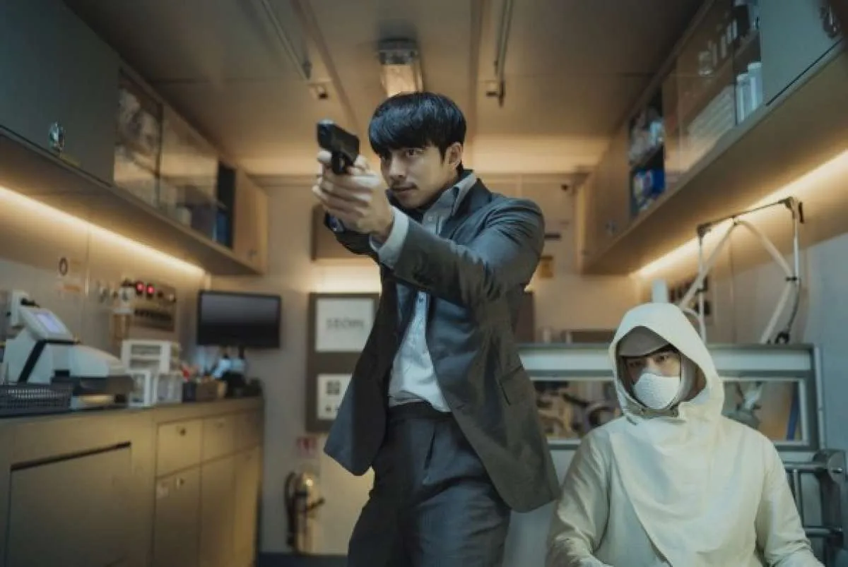 Park Bo Gum dan Gong Yoo di film Korea terbaru Seo Bok, inilah foto-foto adegannya