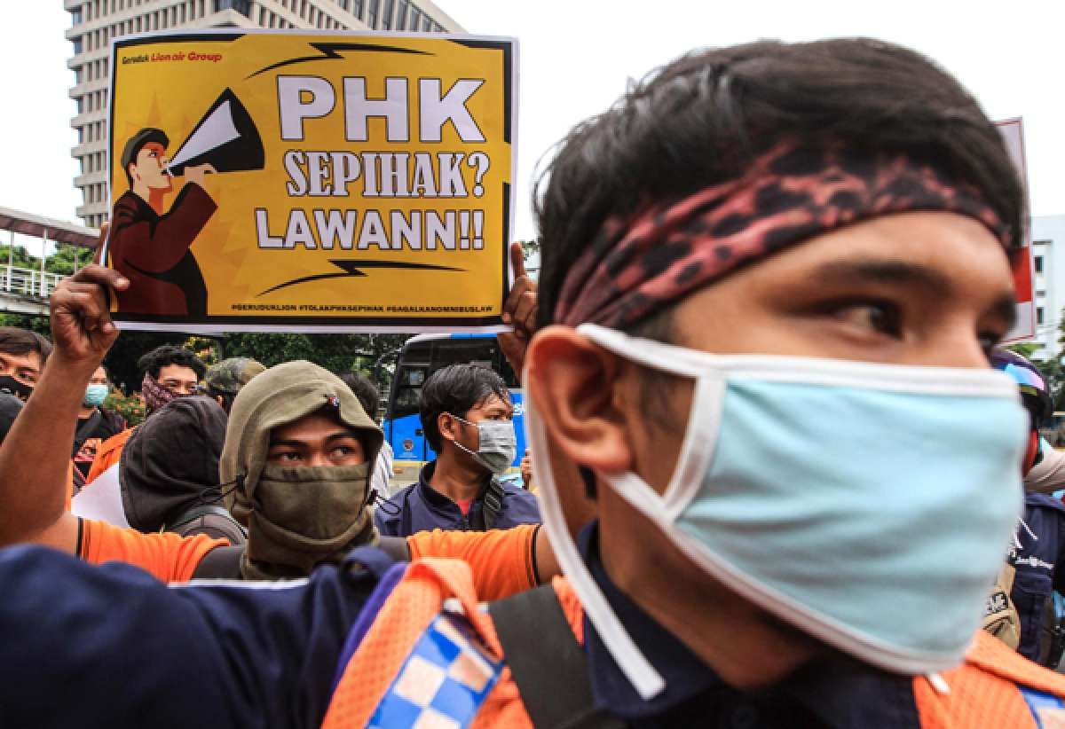 Gelombang PHK Masih Menghantui Buruh