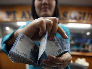 Bankir, Ayo Bangun, Salurkan Kredit!