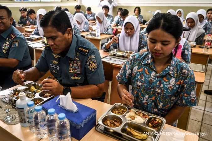 Bolehkah Presiden Prabowo Pakai Dana Pribadi untuk Uji Coba Makan Bergizi Gratis?