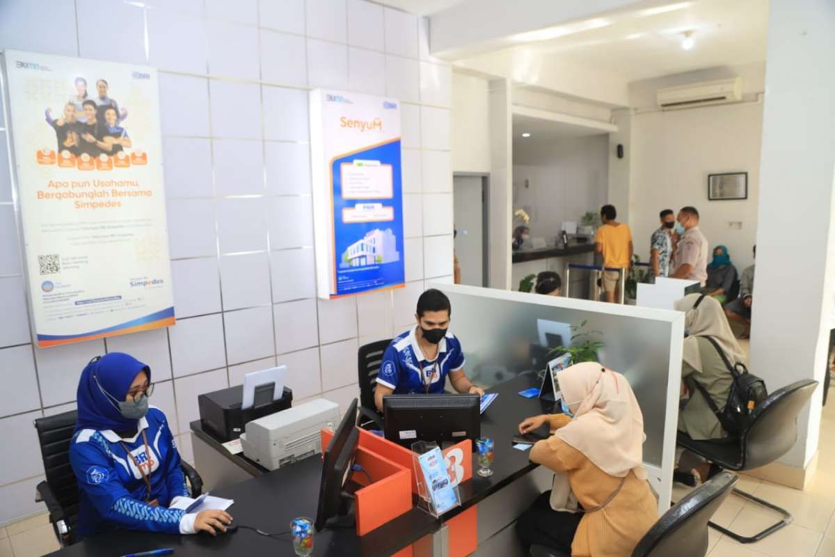 Kinerja Memukau,  Saham Perbankan Terbang 