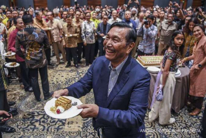 Dokter Minta Luhut Kurangi Pekerjaan, Apa Saja Jabatan Luhut Binsar Pandjaitan?