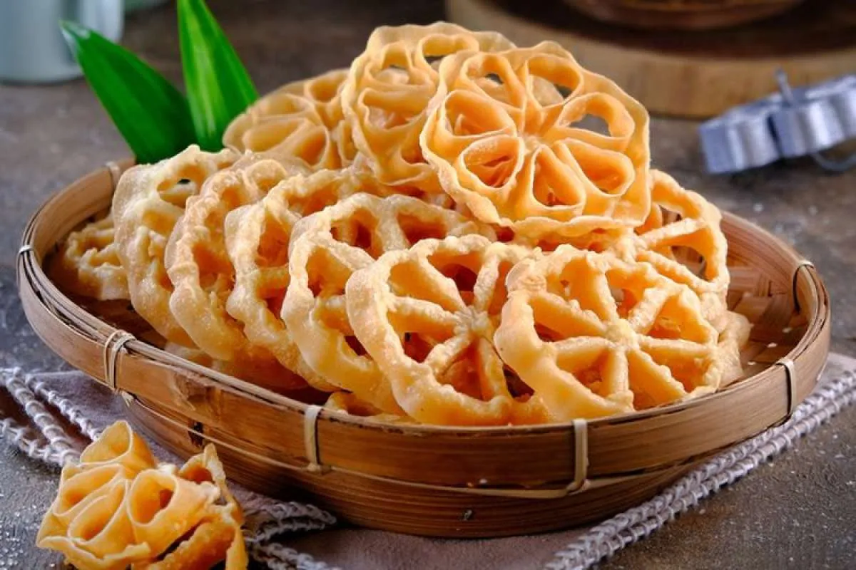 2 Resep Kembang Goyang Renyah, Snack Betawi yang Renyah Tahan Lama