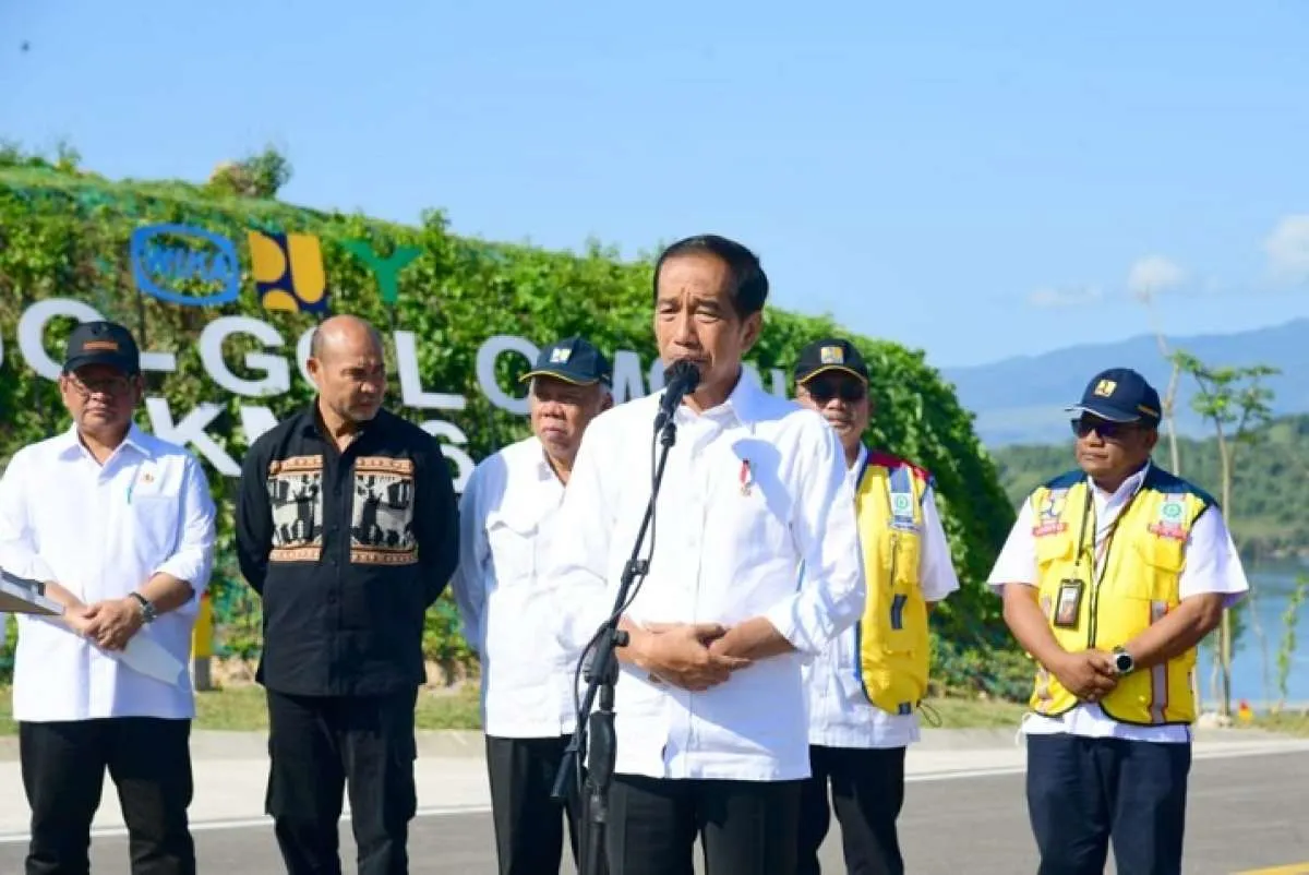 Labuan Bajo Makin Berkembang, Jokowi Resmikan Jalan Akses Labuan Bajo-Golo Mori