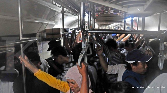 Kartu commuter line bisa diisi ulang pakai ponsel