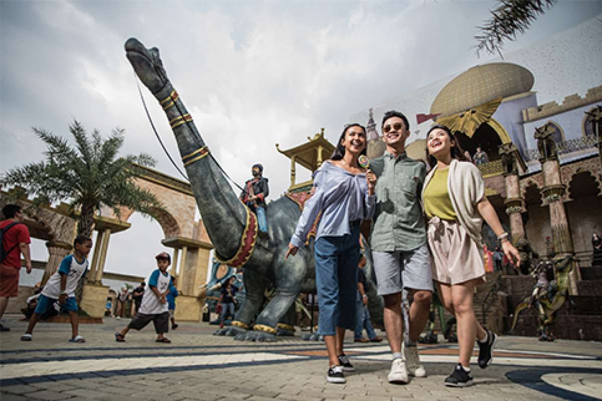 Geliat Bisnis Pariwisata di Ujung Tahun