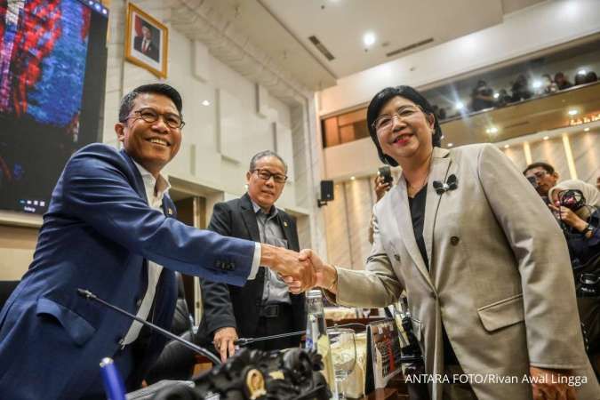 Komisi XI DPR Tetapkan Destry Damayanti Jadi Gubernur BI, Aida dan Solikin Deputi