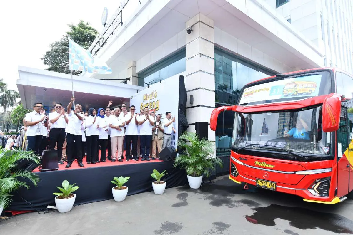 Mudik Aman dan Nyaman, Menteri ESDM & Dirut Pertamina Lepas 1.407 Pemudik