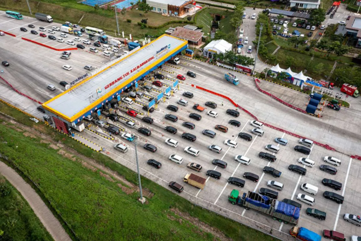 One Way di Tol Kalikangkung hingga Cikampek Baru Diterapkan Jumat (6/5)