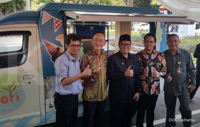 Daihatsu kenalkan mobil toko Gran Max di Bandung